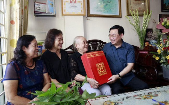 Hà Nội dành hơn 371 tỷ đồng tặng quà Tết “Tân Sửu” cho các đối tượng chính sách, hộ nghèo