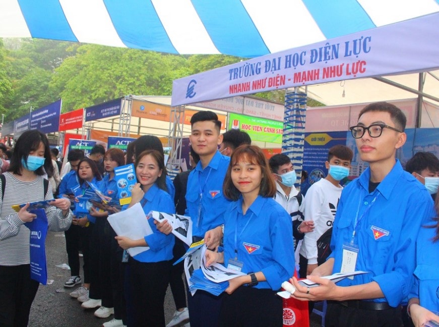 Những thông tin tuyển sinh hữu ích của EPU trong ngày hội Tư vấn tuyển sinh - hướng nghiệp năm 2021