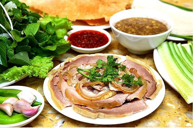 Thưởng thức hương vị ẩm thực dân dã tại nhà hàng Huy Linh 2