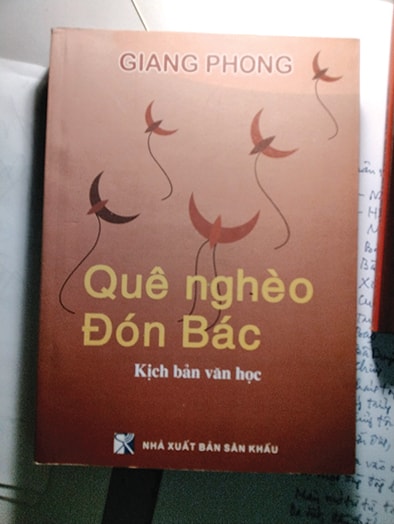 Một thoáng với nhà viết kịch Giang Phong