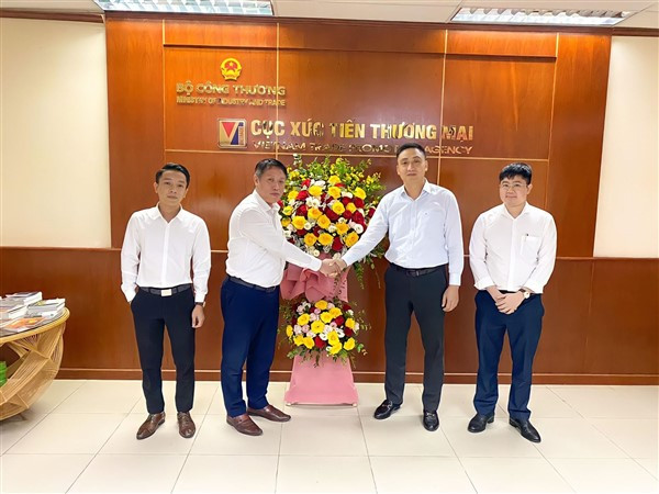 Thị trường Việt Nam chúc mừng Cục XTTM - Bộ Công Thương nhân dịp 21 năm ngày thành lập
