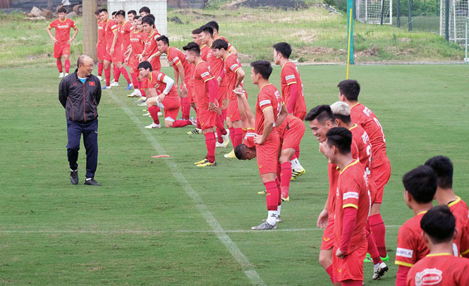 Huấn luyện viên Park Hang-seo trở lại Việt Nam, chuẩn bị cho nhiệm vụ mới