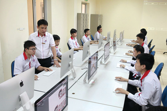 Trường Cao đẳng nghề Công nghệ cao Hà Nội: Nhiều cơ hội việc làm cho sinh viên