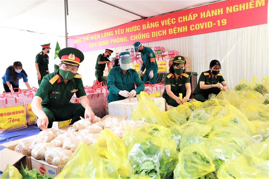 Bộ Tư lệnh Thủ đô Hà Nội: Vì nhân dân phục vụ
