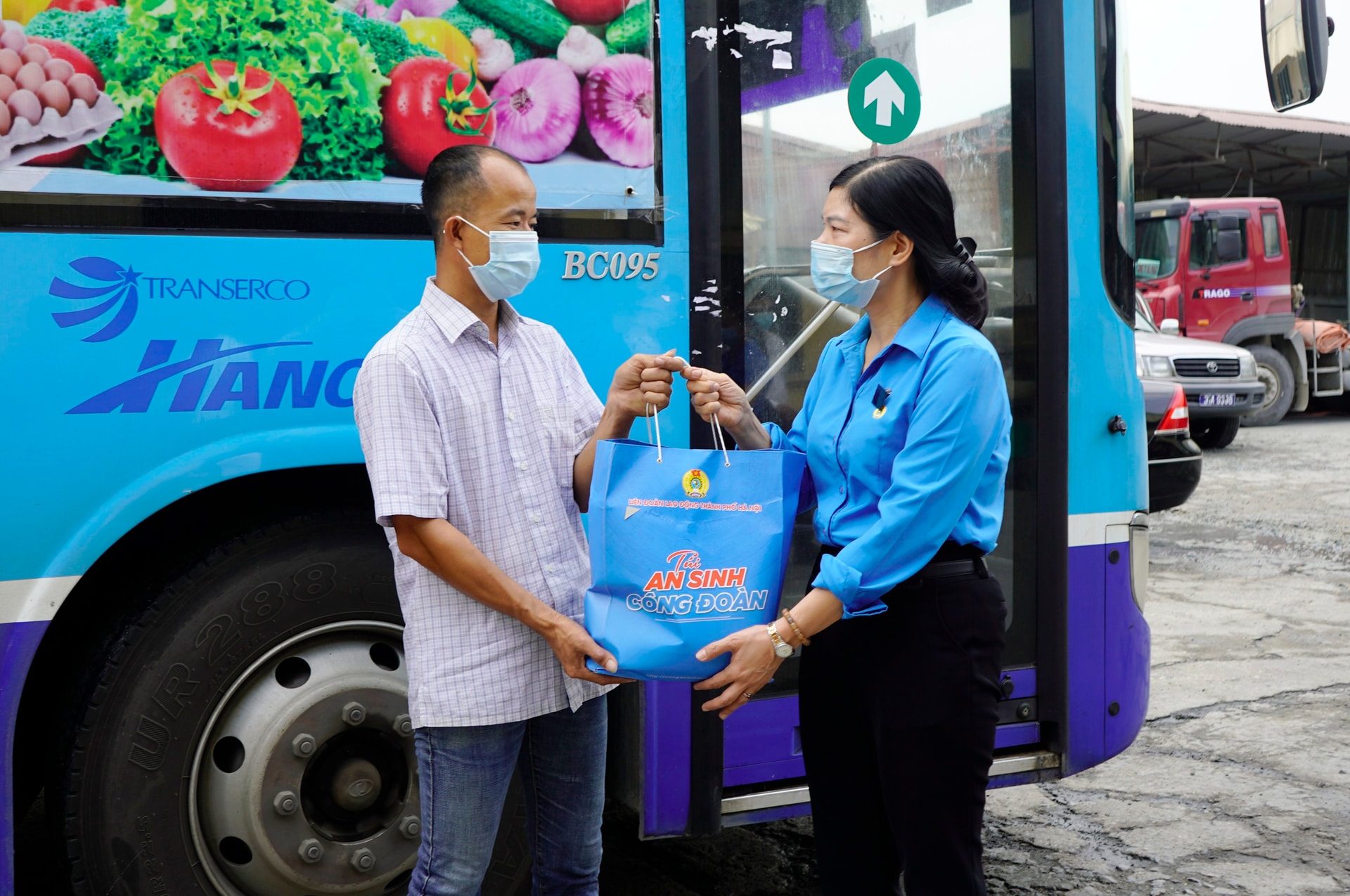 “Túi An sinh Công đoàn”  an lòng người lao động huyện Ba Vì