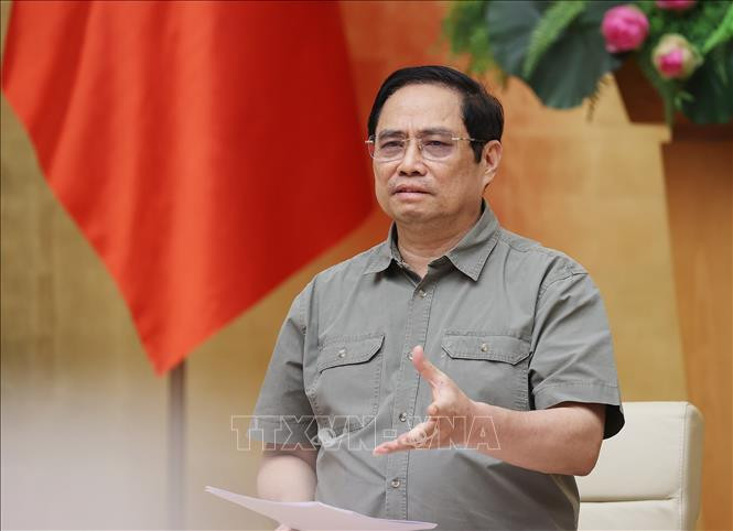 Thủ tướng Phạm Minh Chính: Tránh chủ quan, nóng vội muốn mở lại các hoạt động sản xuất, kinh doanh ngay