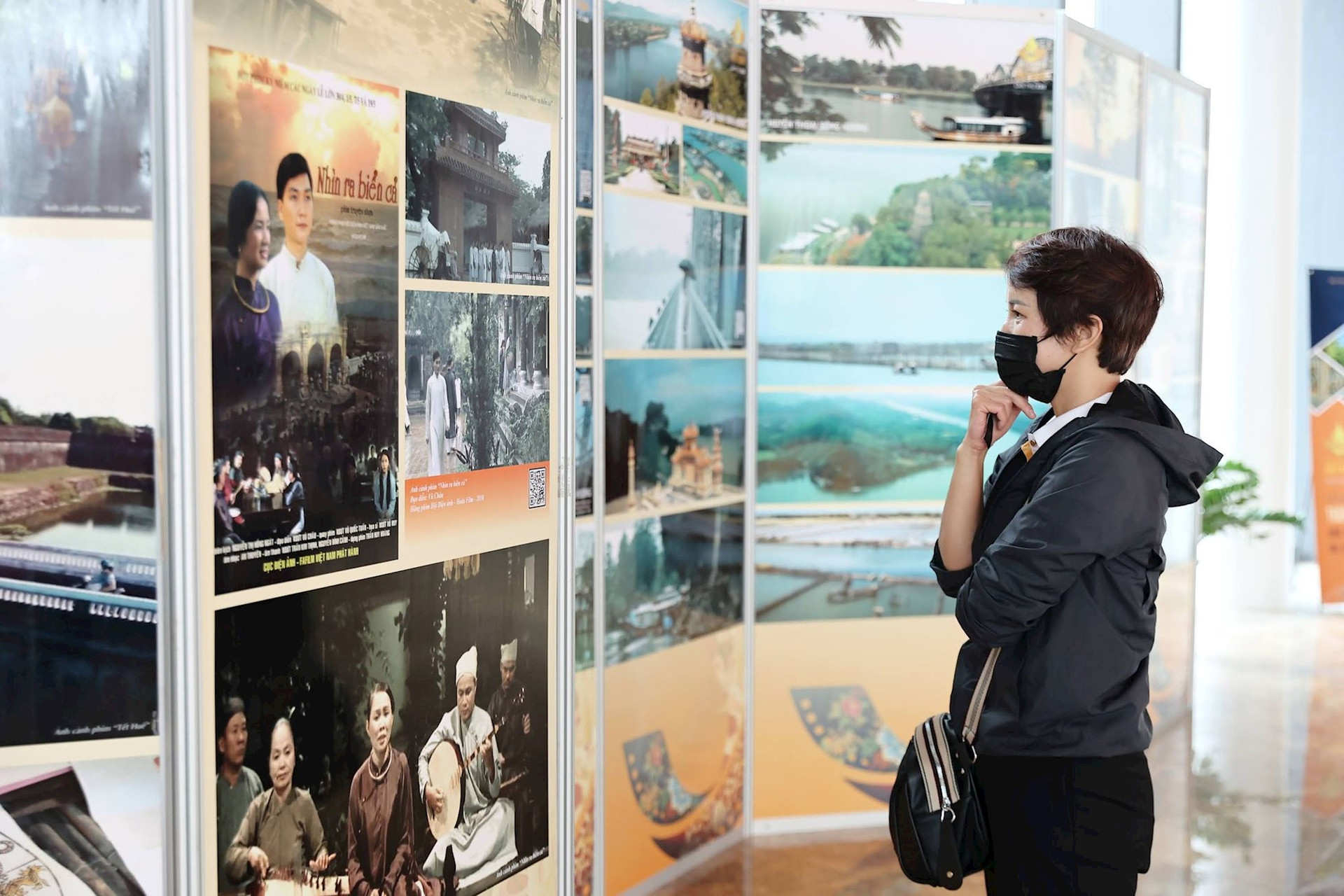 Liên hoan Phim Việt Nam lần thứ XXII khai mạc tại thành phố Huế