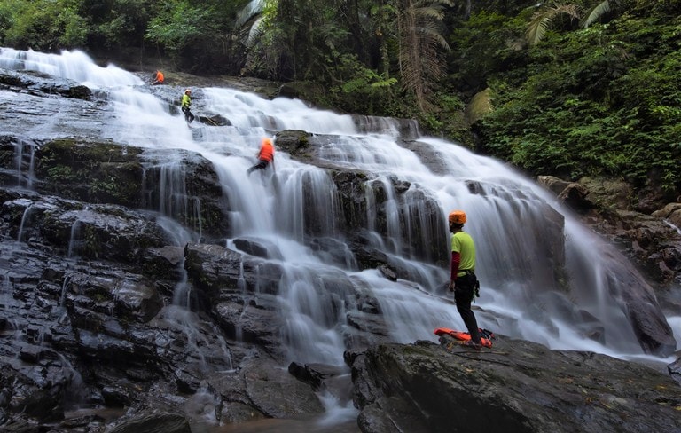 Quảng Bình: Khám phá tour trải nghiệm thiên nhiên hùng vĩ và hiếm có ở Việt Nam