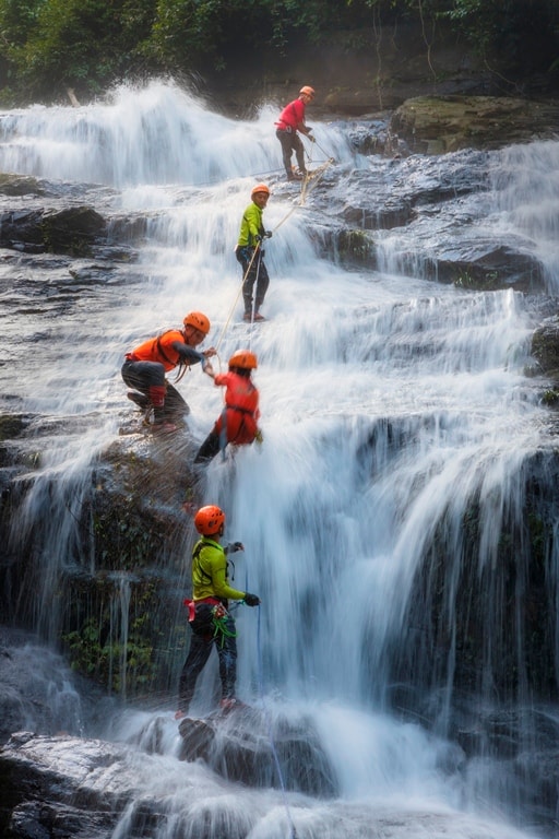 Quảng Bình: Khám phá tour trải nghiệm thiên nhiên hùng vĩ và hiếm có ở Việt Nam