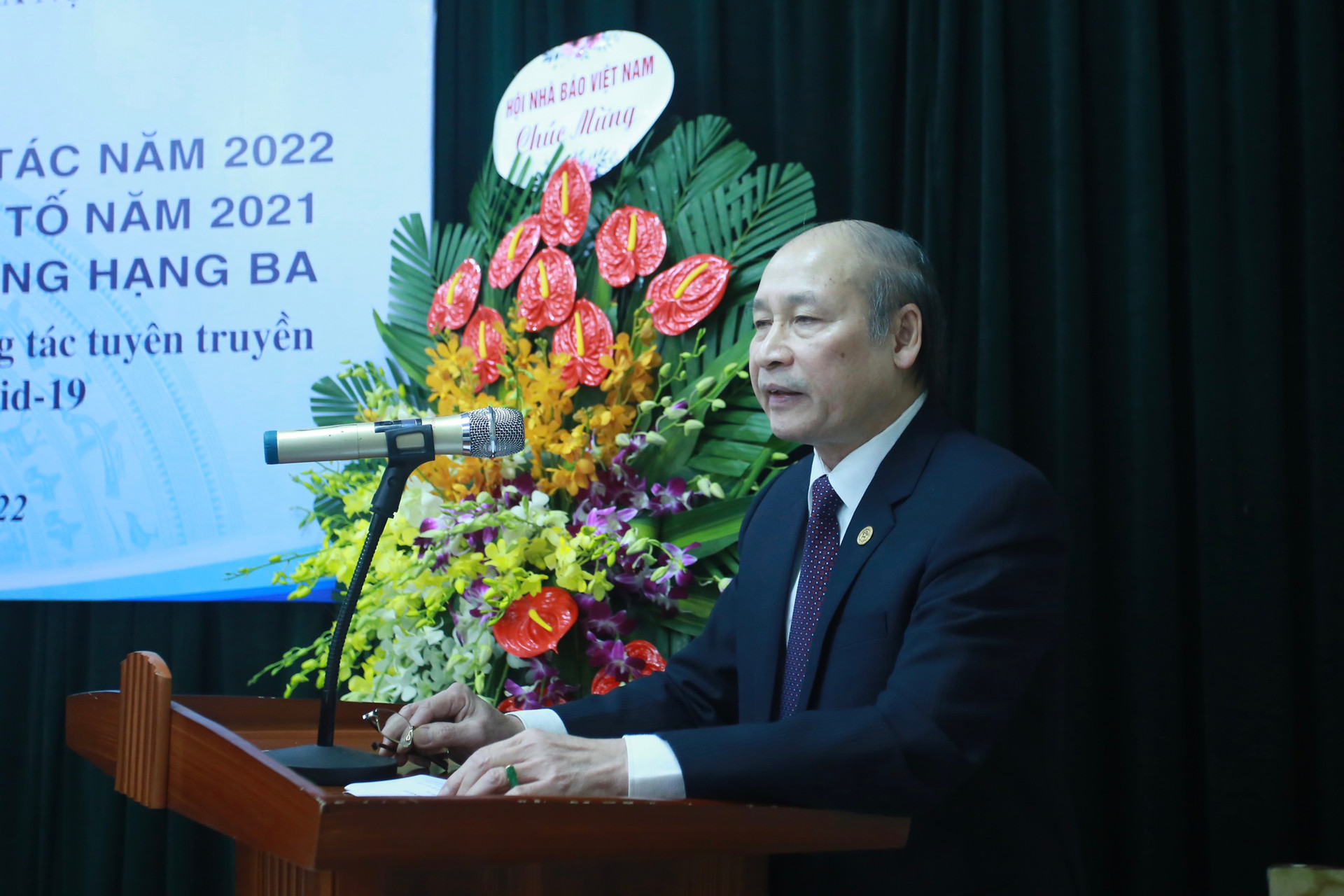 Hội Nhà báo Hà Nội trao giải Báo chí Ngô Tất Tố năm 2021 và đưa ra phương hướng triển khai nhiệm vụ năm 2022