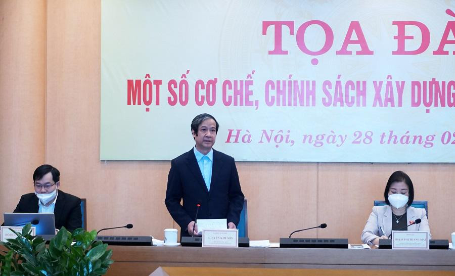 Bộ trưởng Bộ Giáo dục & Đào tạo Nguyễn Kim Sơn phát biểu tại tọa đàm