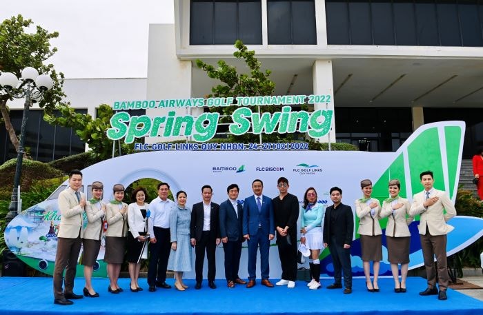 Bamboo Airways Golf Tournament 2022 - Spring Swing chính thức khởi tranh với sự góp mặt của nhiều nghệ sĩ nổi tiếng.