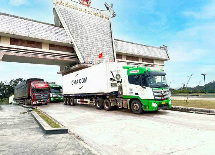 Giải pháp Logistics qua cửa khẩu quốc tế Nam Giang cho doanh nghiệp Viêt,Lào