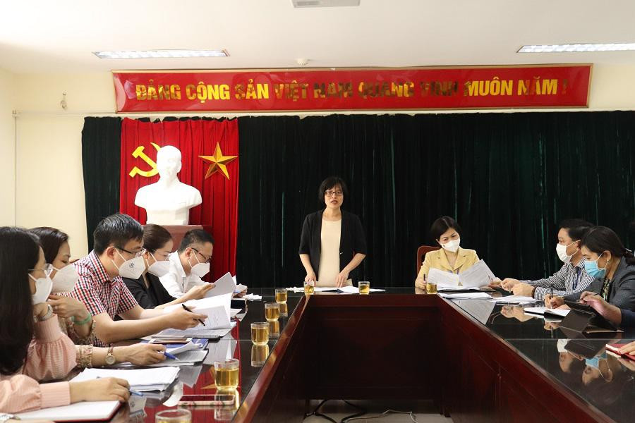 Trưởng Ban Kinh tế - Ngân sách HĐND TP Hà Nội Hồ Vân Nga phát biểu tại cuộc làm việc