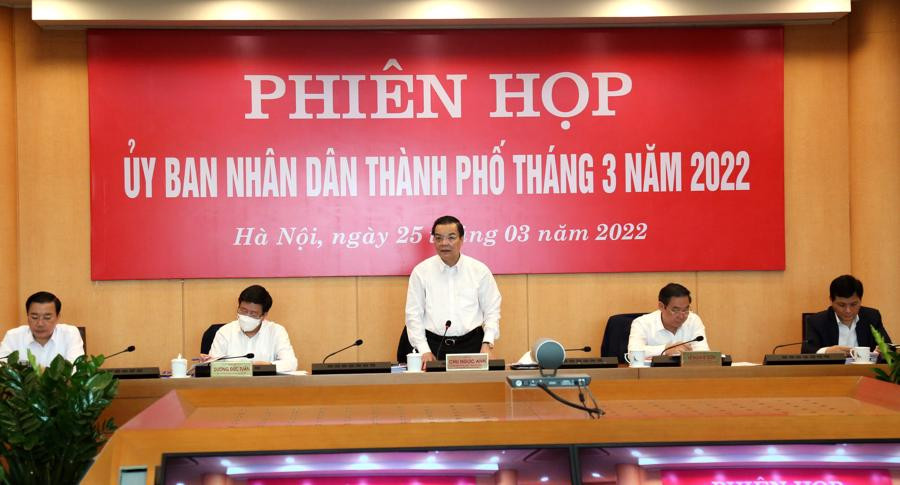 Chủ tịch UBND TP Hà Nội Chu Ngọc Anh chủ trì phiên họp.