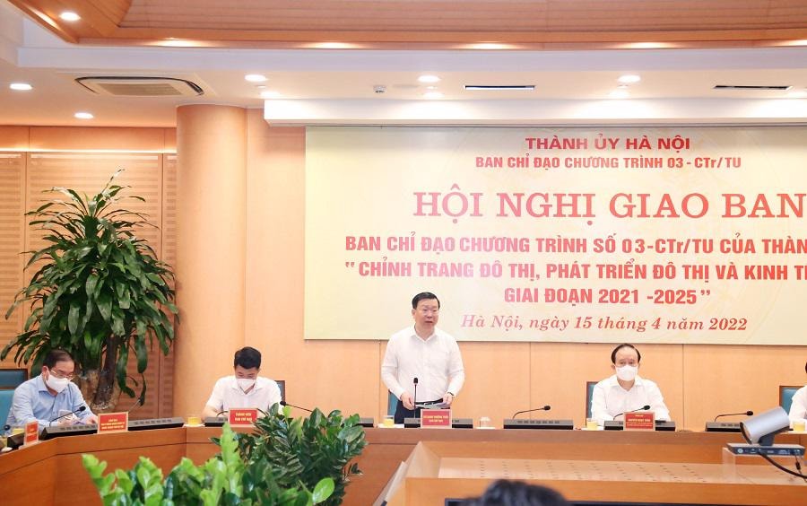 Giám đốc Sở Xây dựng Hà Nội Võ Nguyên Phong báo cáo kết quả thực hiện Chương trình 3 tháng đầu năm 2022