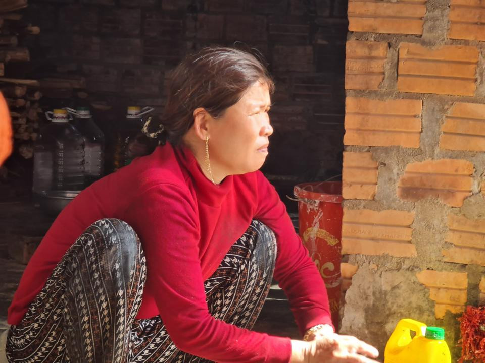 Gần 12 năm trôi qua, bà Trịnh Thị Hiền vẫn né tránh khi nói về tai nạn của chồng.