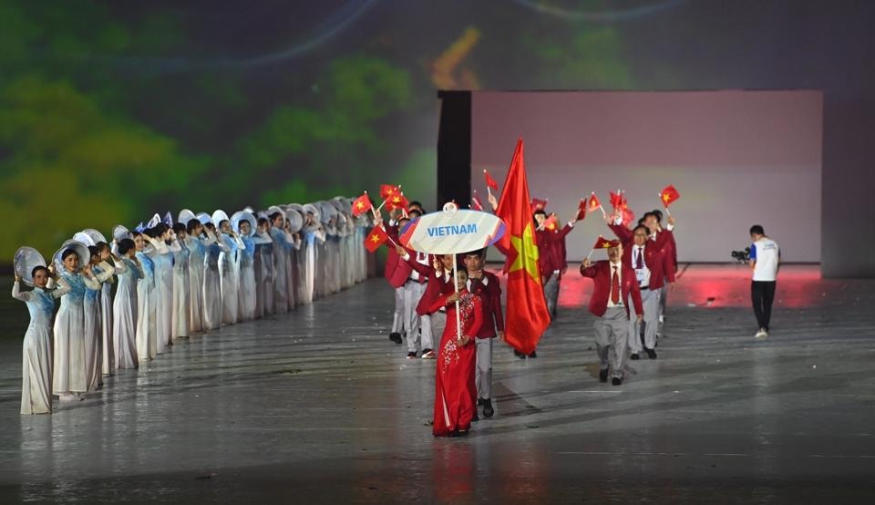 [Trực tiếp] Lễ khai mạc SEA Games 31: Vì một Đông Nam Á mạnh mẽ hơn - Ảnh 4