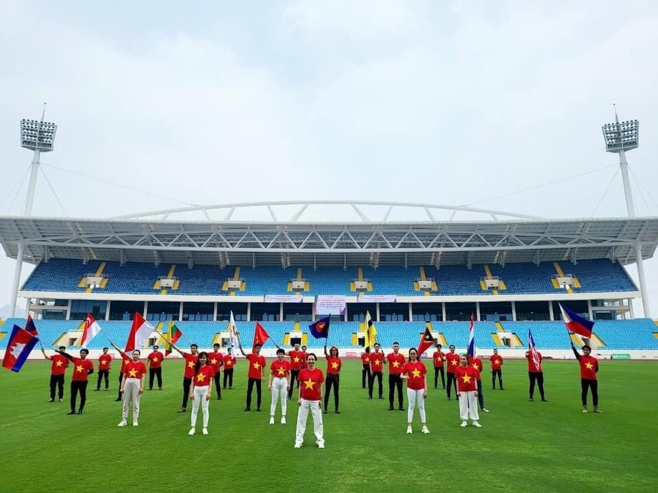 Cựu VĐV Wushu Nguyễn Thúy Hiền ra mắt MV cổ động SEA Games 31