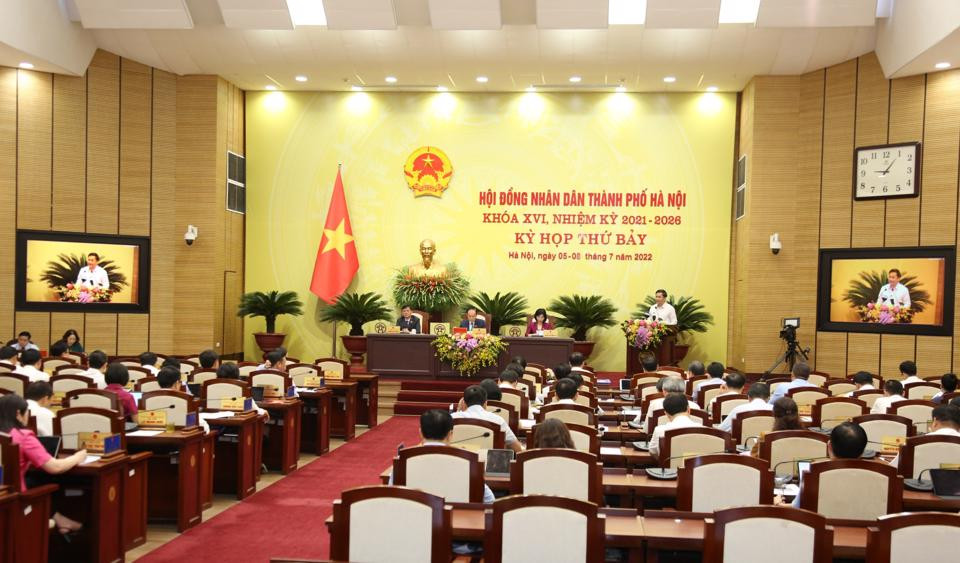 Phó Chủ tịch UBND TP Hà Minh Hải thay mặt UBND TP tiếp thu, giải trình, làm rõ những vấn đề đại biểu nêu