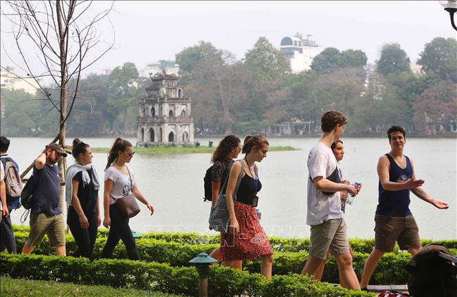 Hà Nội đón khoảng 156.000 khách quốc tế trong tháng 8/2022