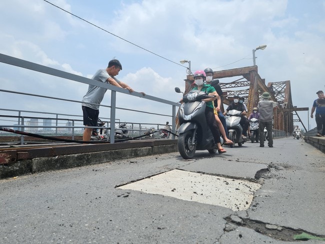 Chuyện cầu Long Biên: Bài 5 - Cầu nối văn hóa, du lịch Việt Nam với thế giới - 3