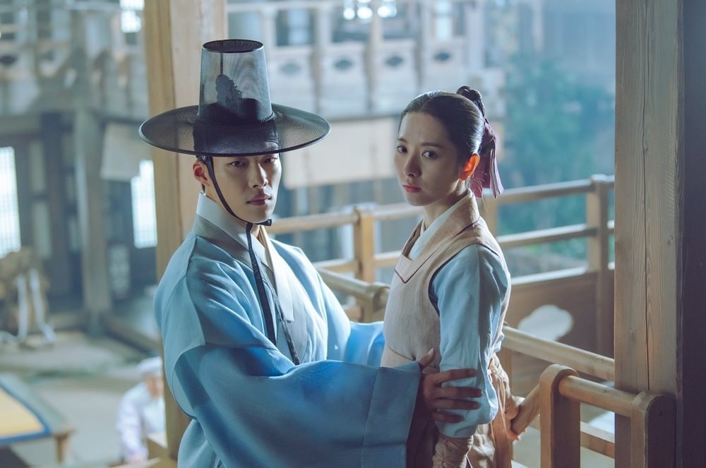 joseon-attorney-stills-1.jpeg