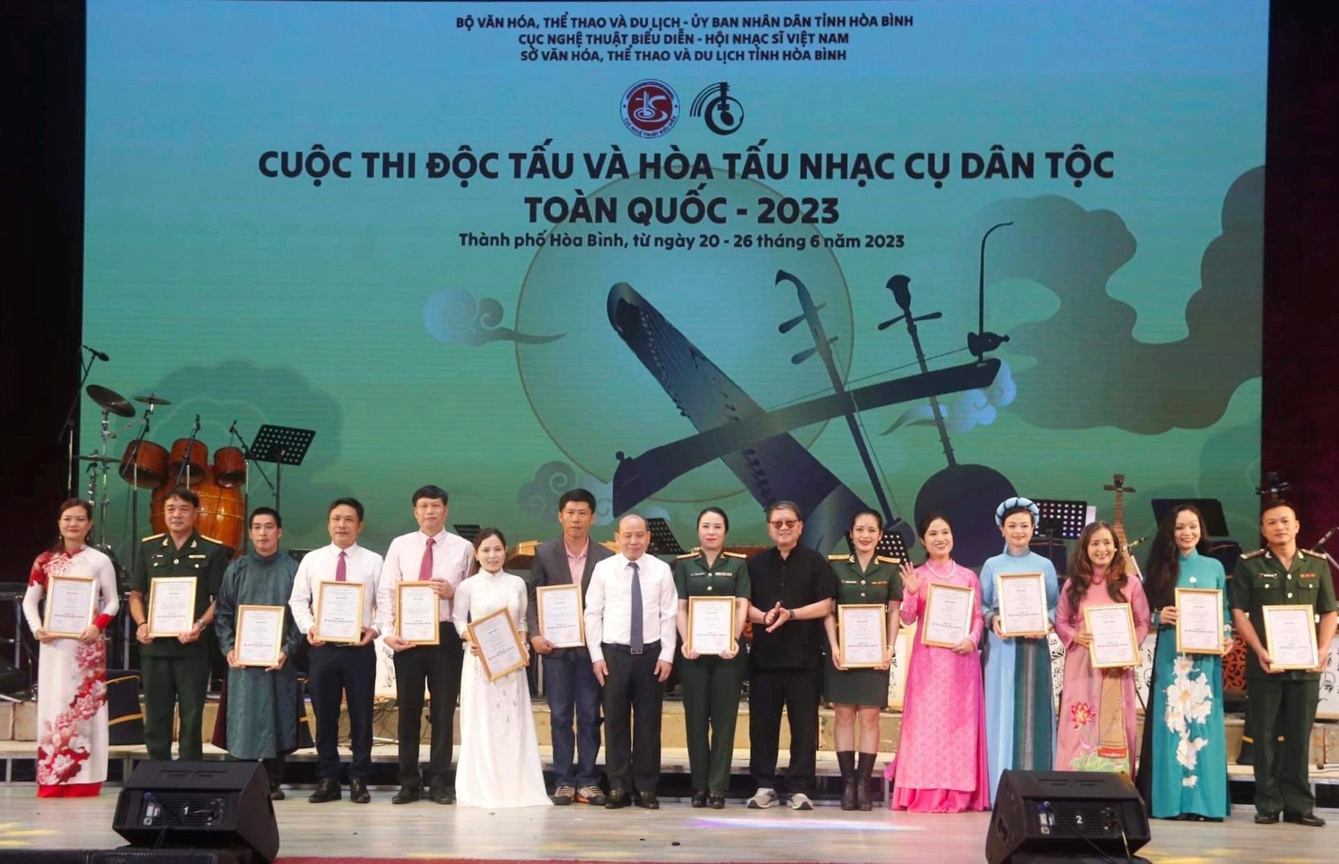 giai-nhat-cuoc-thi-doc-tau-hoa-tau-nhac-cu-dan-toc-2023.jpg