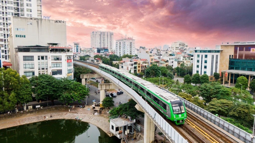 ha-noi-tren-cao-duong-sat-tren-cao-0120230405211107.jpg