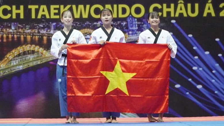 chau-tuyet-van-va-cac-dong-doi-gianh-hcv-taekwondo-chau-a_216857.jpg