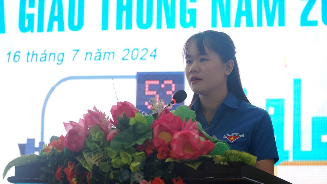 soi-dong-ngay-hoi-thanh-nien-voi-van-hoa-giao-thong-nam-2024-ntc0nhxuvfreva2.jpg