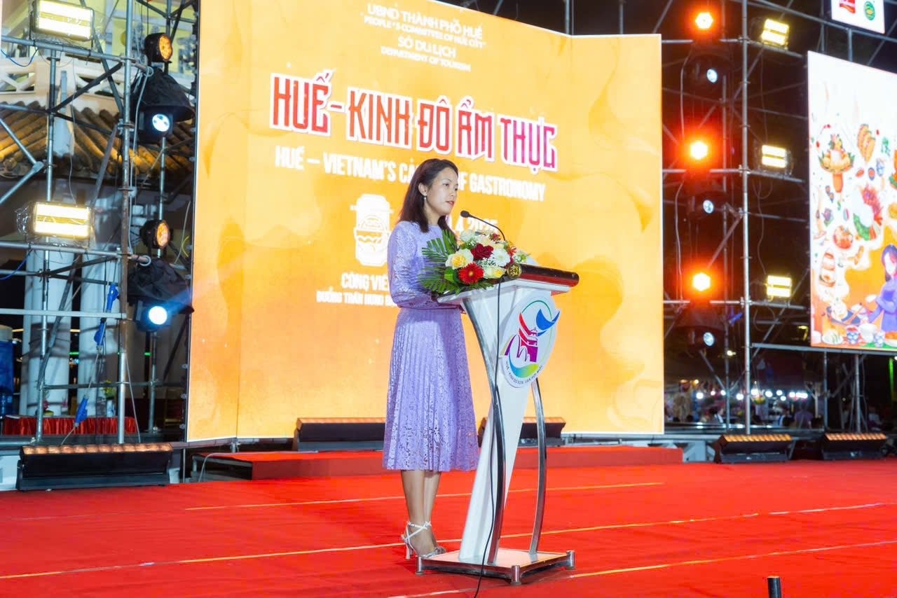 ba-tran-thi-thao-giang-quan-ly-quan-he-doi-ngoai-cong-ty-nestle-viet-nam-phat-bieu-tai-le-khai-mac-hue-kinh-do-am-thuc-.jpg