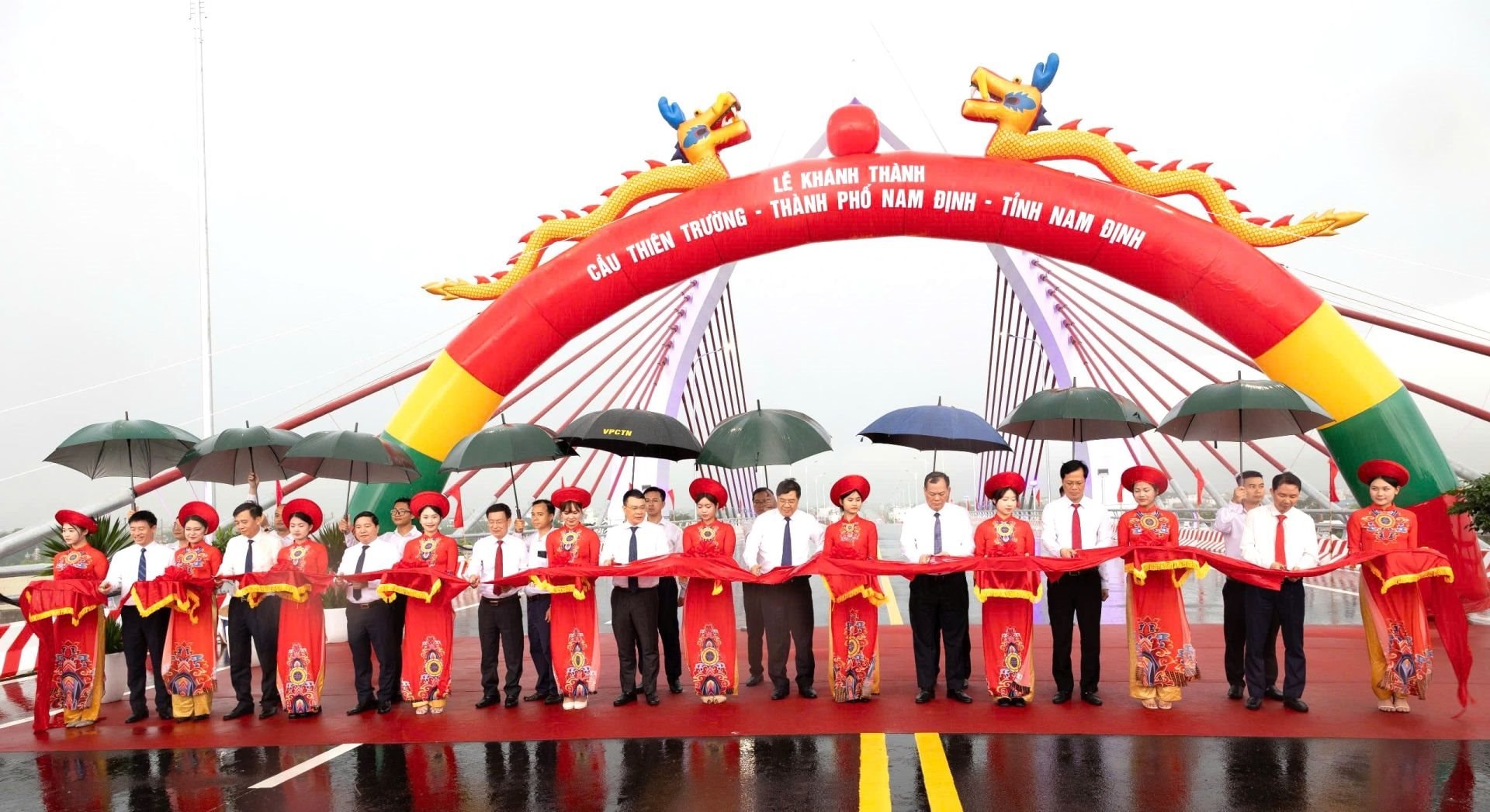 le-khanh-thanh-cau-thien-truong-cong-trinh-giao-thong-bieu-tuong-cua-thanh-pho-nam-dinh-1747624271.jpg