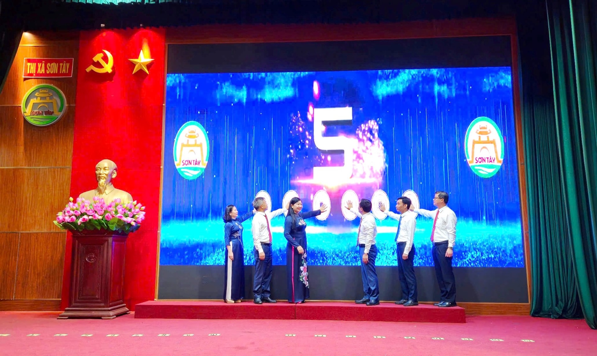 binh-dan-sontay-1-.jpg