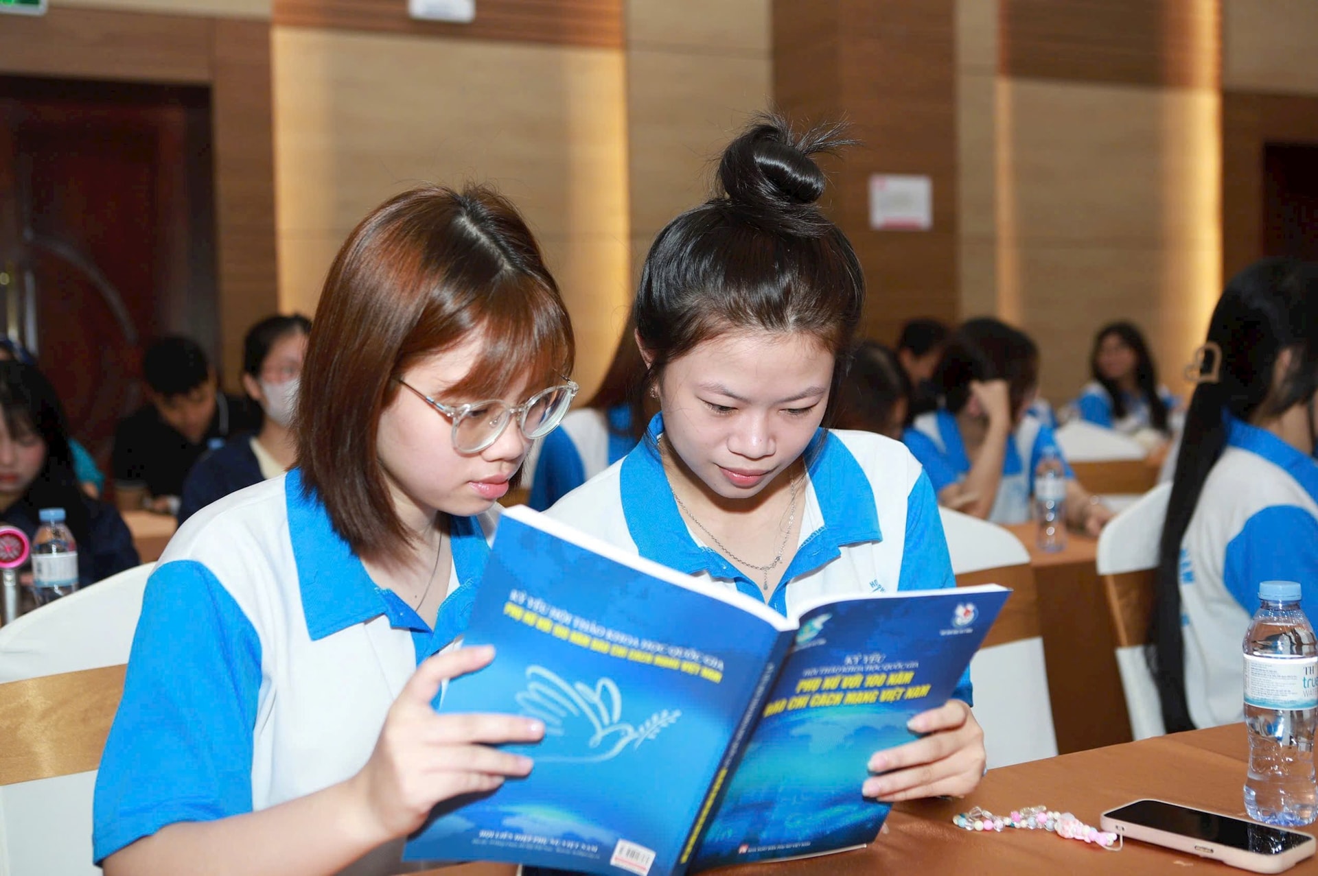 acaa033547ccf392aadd.jpg
