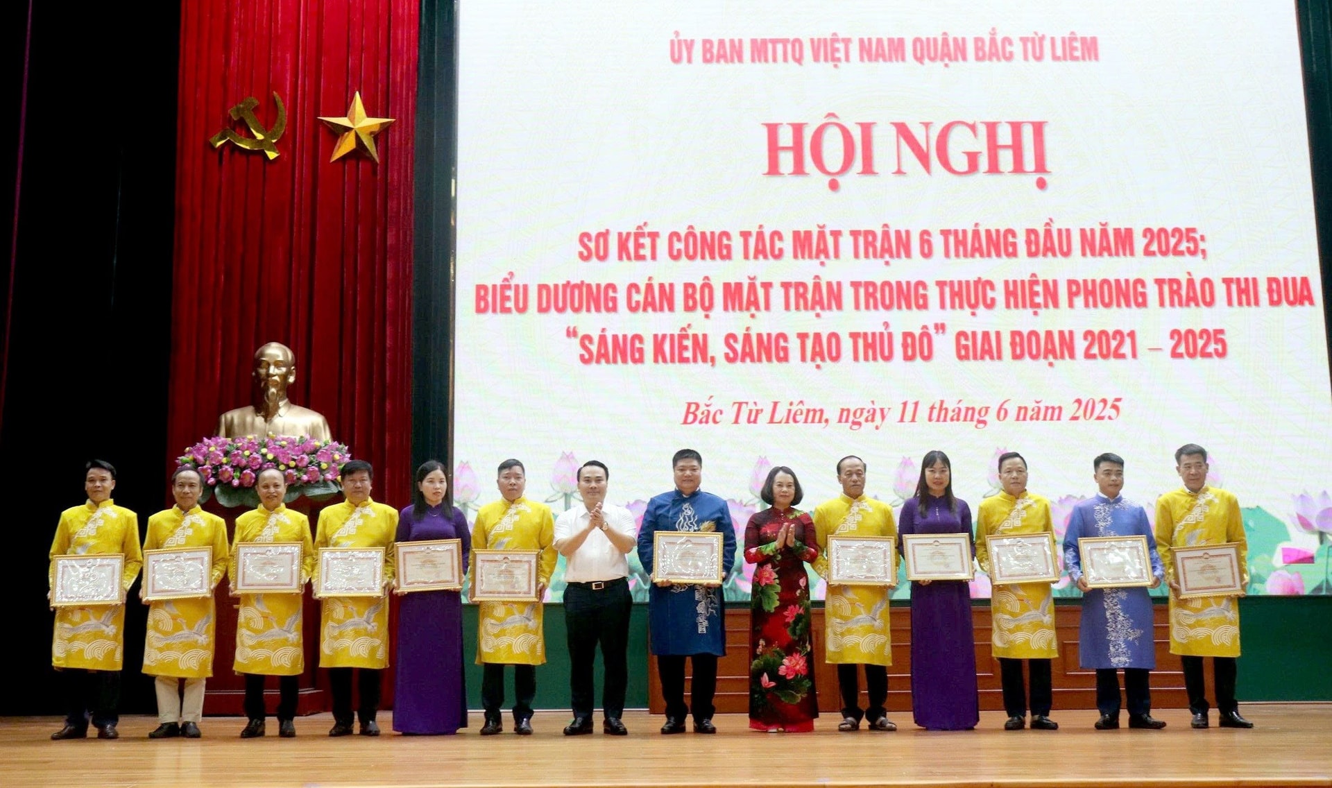 khen-thuong20250611170125.jpg