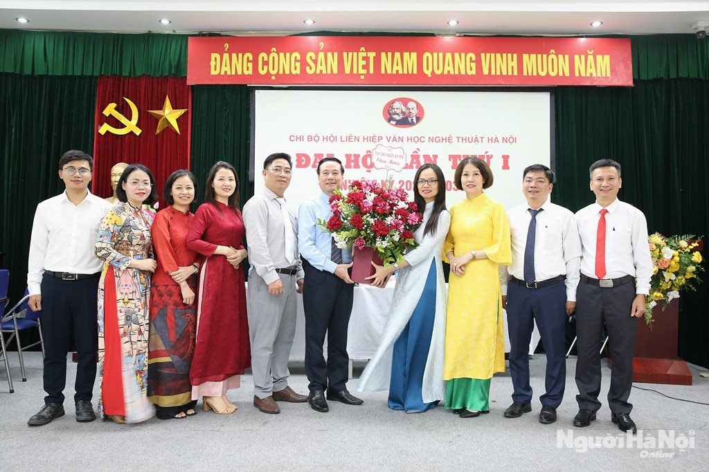 chuc-mung-2.jpg