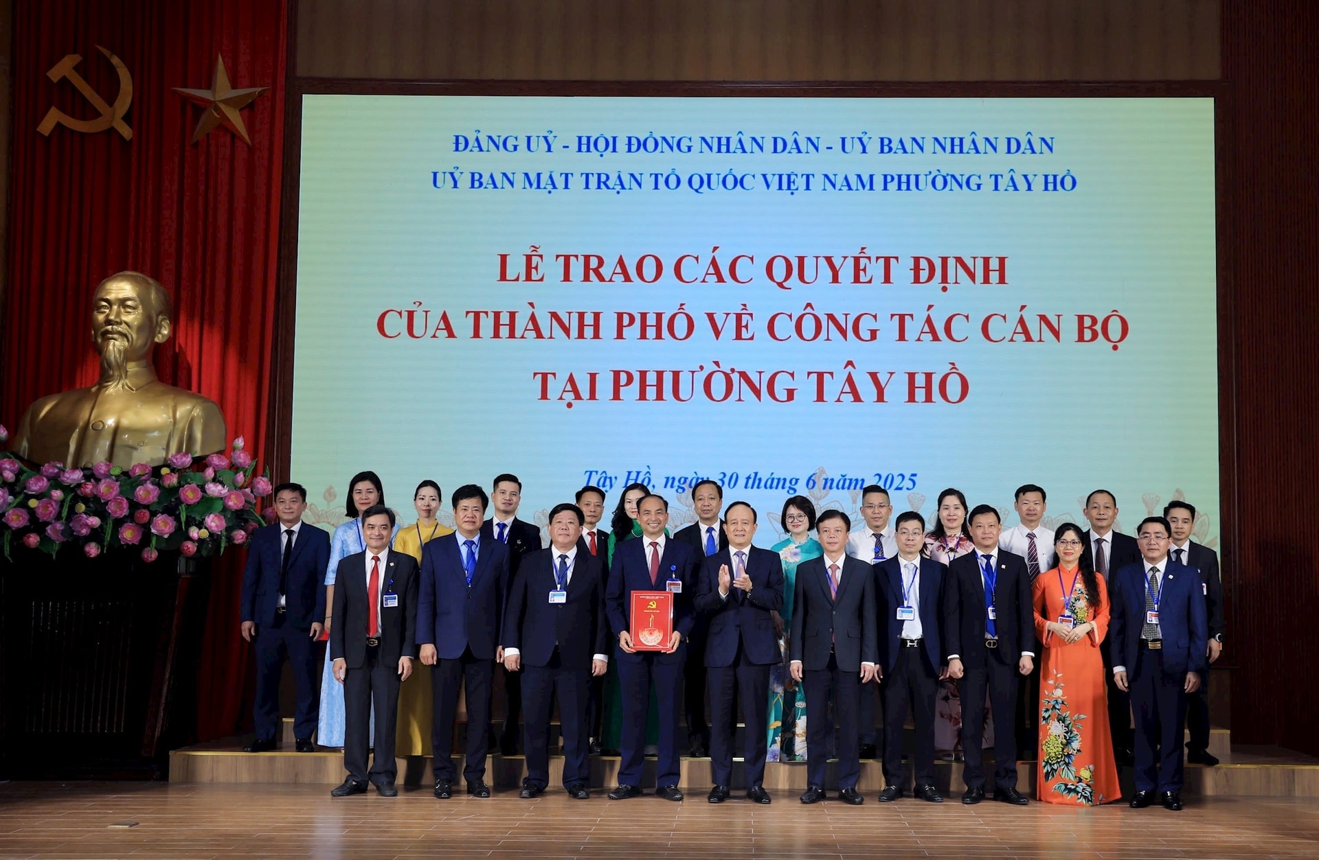 tuan1.jpg