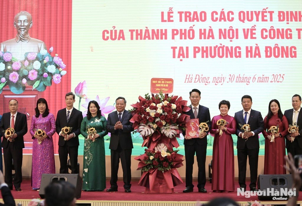 trao-ha-dong-2.jpg