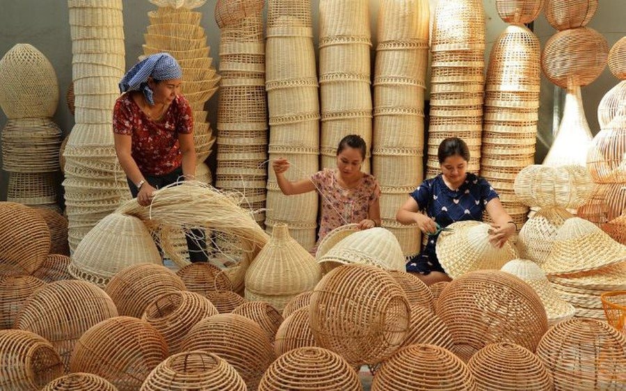 thucong-17136836668221877473647-0-0-437-700-crop-17136836822951868214661.jpg