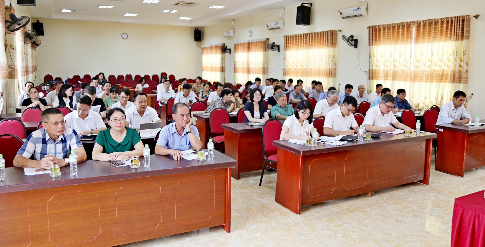 toan-canh-hn.jpg
