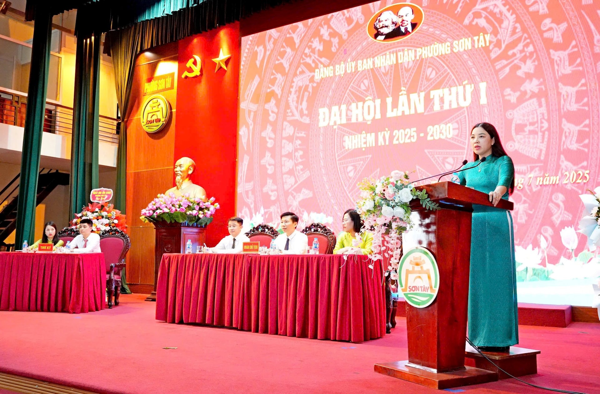 ch-huong.jpg
