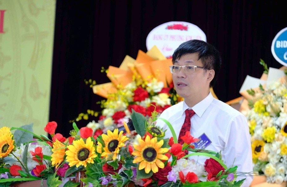 17537767281753776723vo-hong-vinh-phat-bieu.jpg