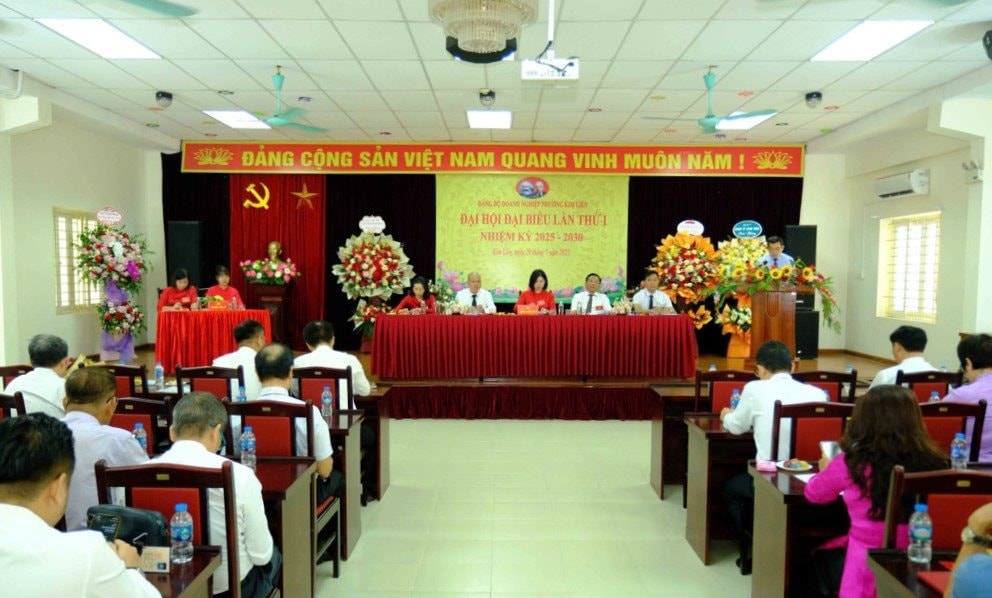 1753777914toan-canh.jpg
