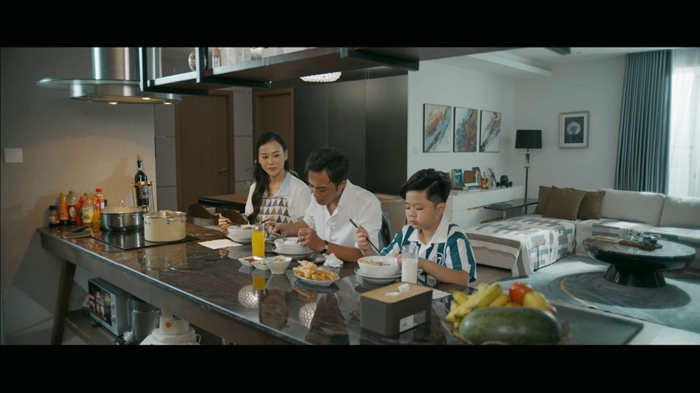 Phương Oanh, Doãn Quốc Đam tái ngộ trong “Gió ngang khoảng trời xanh” - ảnh 3