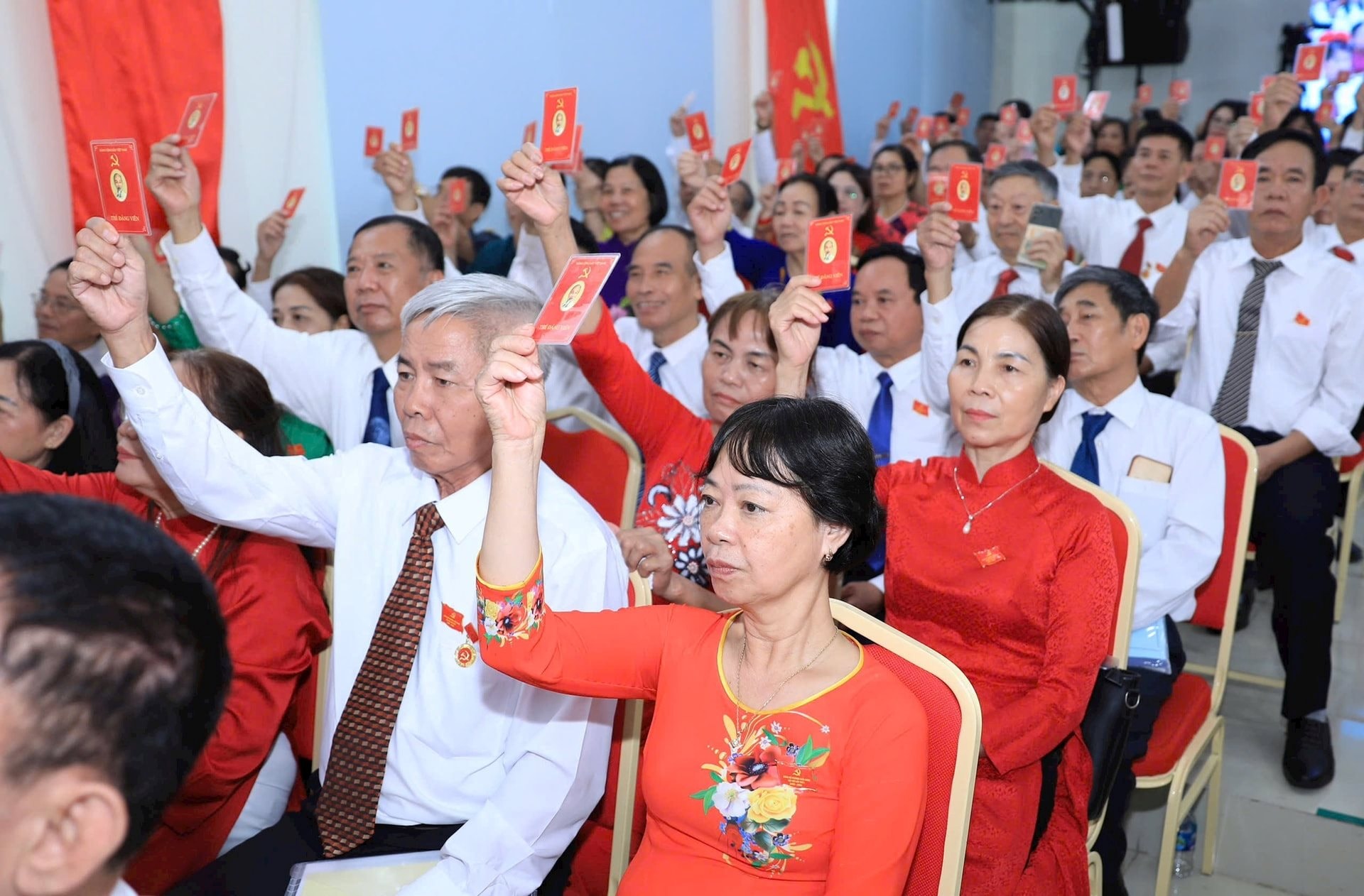 bieu-quyet.jpg
