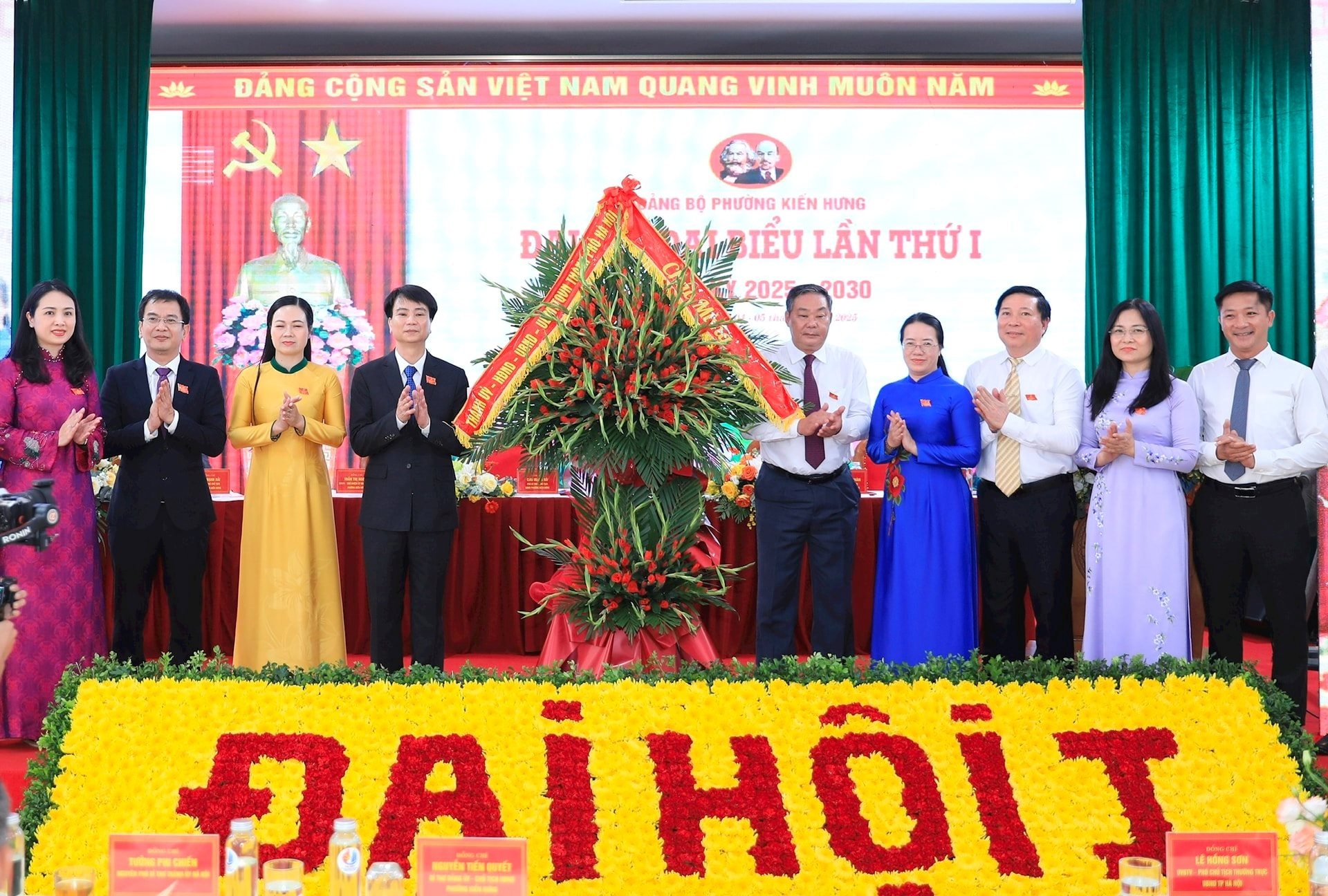 lhs-tang-hoa.jpg