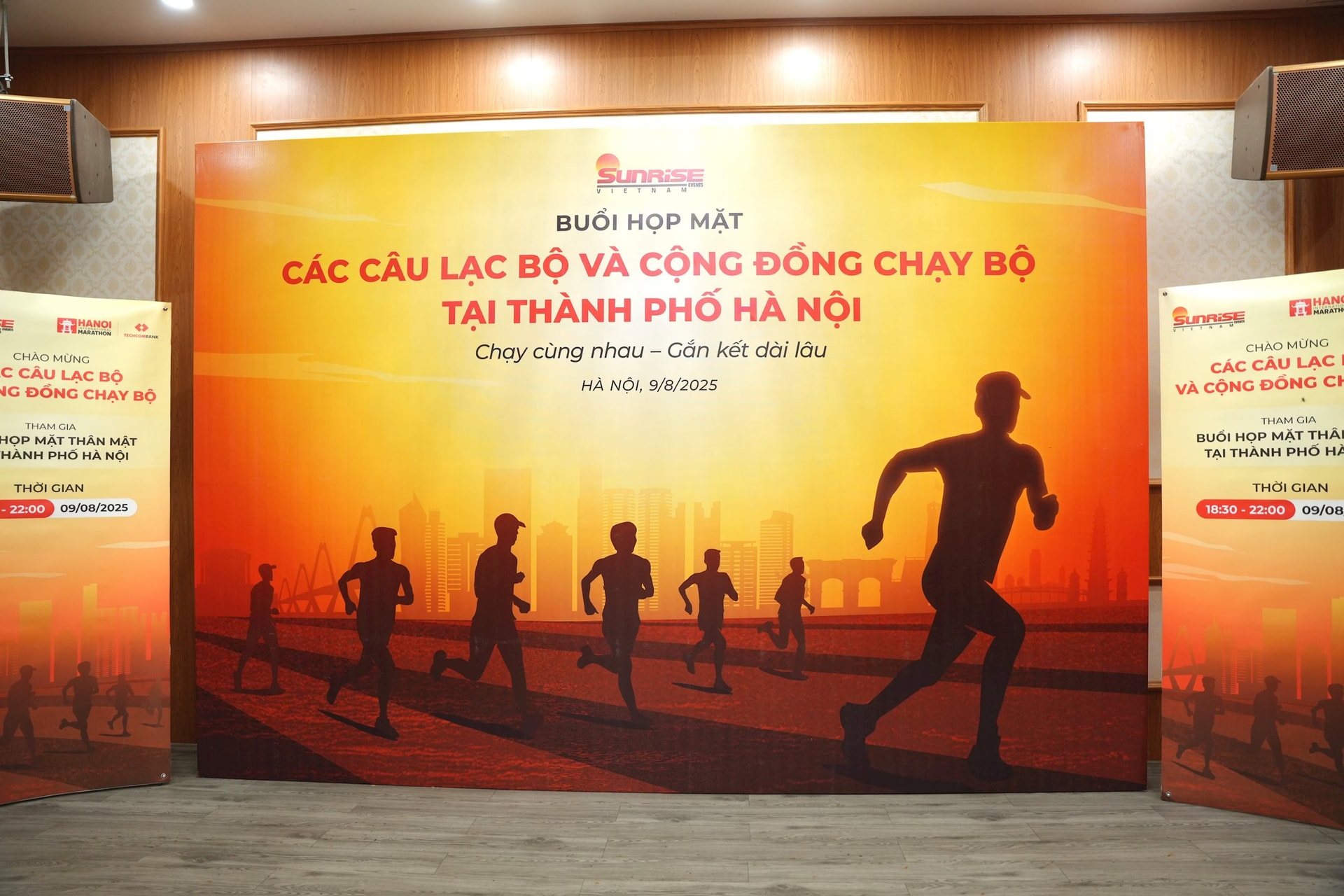 hinh-buoi-gap-go-than-mat-lan-thu-hai.jpg