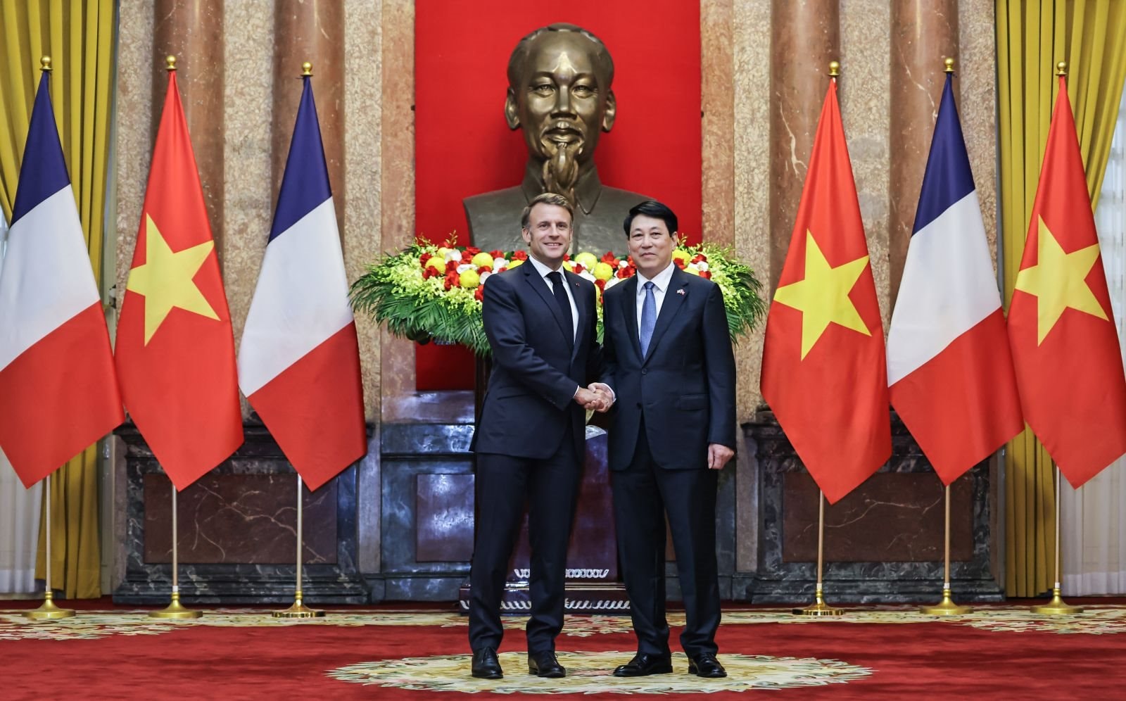 chi-tich-nuoc.jpg