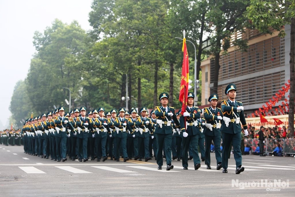 phongkhong.jpg